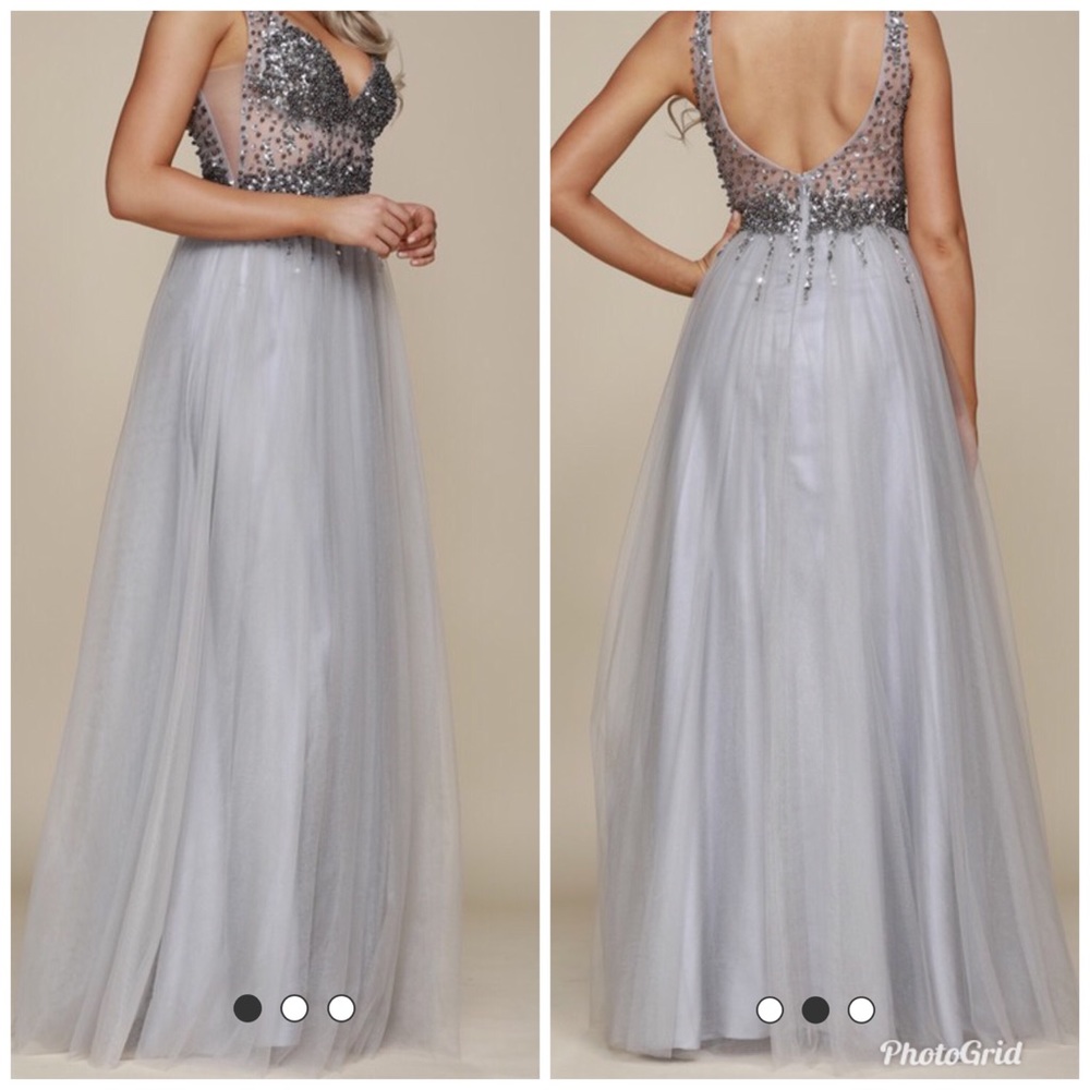 Preorder ur prom dress 👗